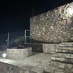 Сasa de vacaciones Mikro Amoni *