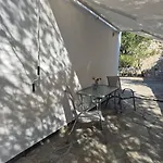 Holiday home Mikro Amoni