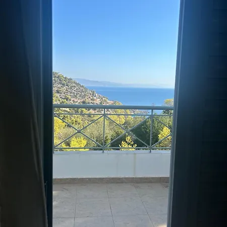 Mikro Amoni Feriehus Pefkali
