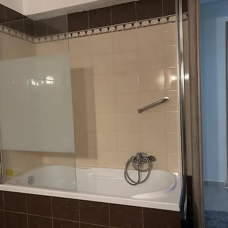 Semesterbostad Mikro Amoni Pefkali
