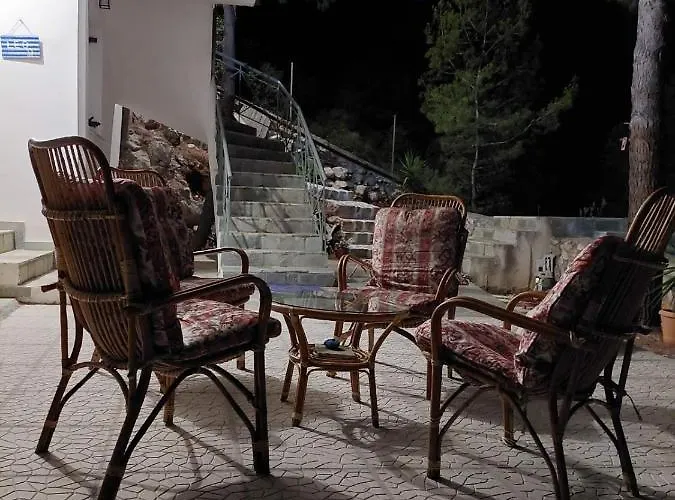 Mikro Amoni Casa de Férias Pefkali