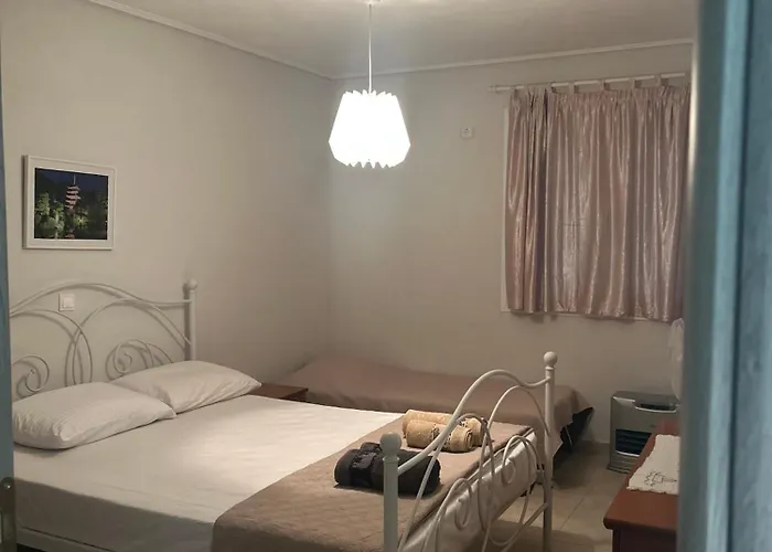 Mikro Amoni Casa de Férias Pefkali